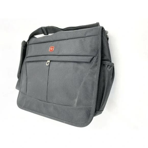 Wenger SwissGear Computer Bag Soft Shell Black Padded 18" x 14" x 4" - Picture 3 of 5